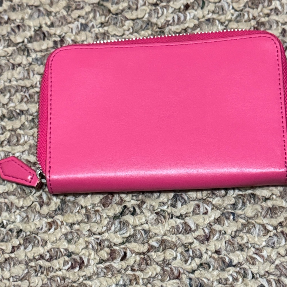 Vera Bradley Leather Vibrant Pink Wallet - Picture 4 of 4